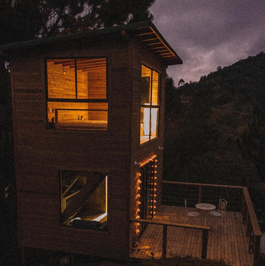 Cabanas Refugio Himalaya Guatapé Exterior photo