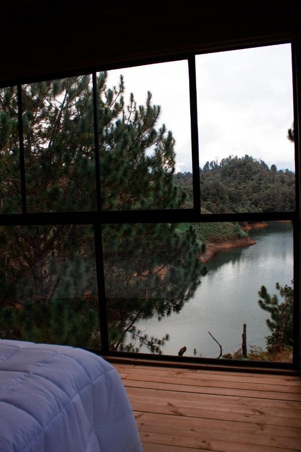 Cabanas Refugio Himalaya Guatapé Exterior photo