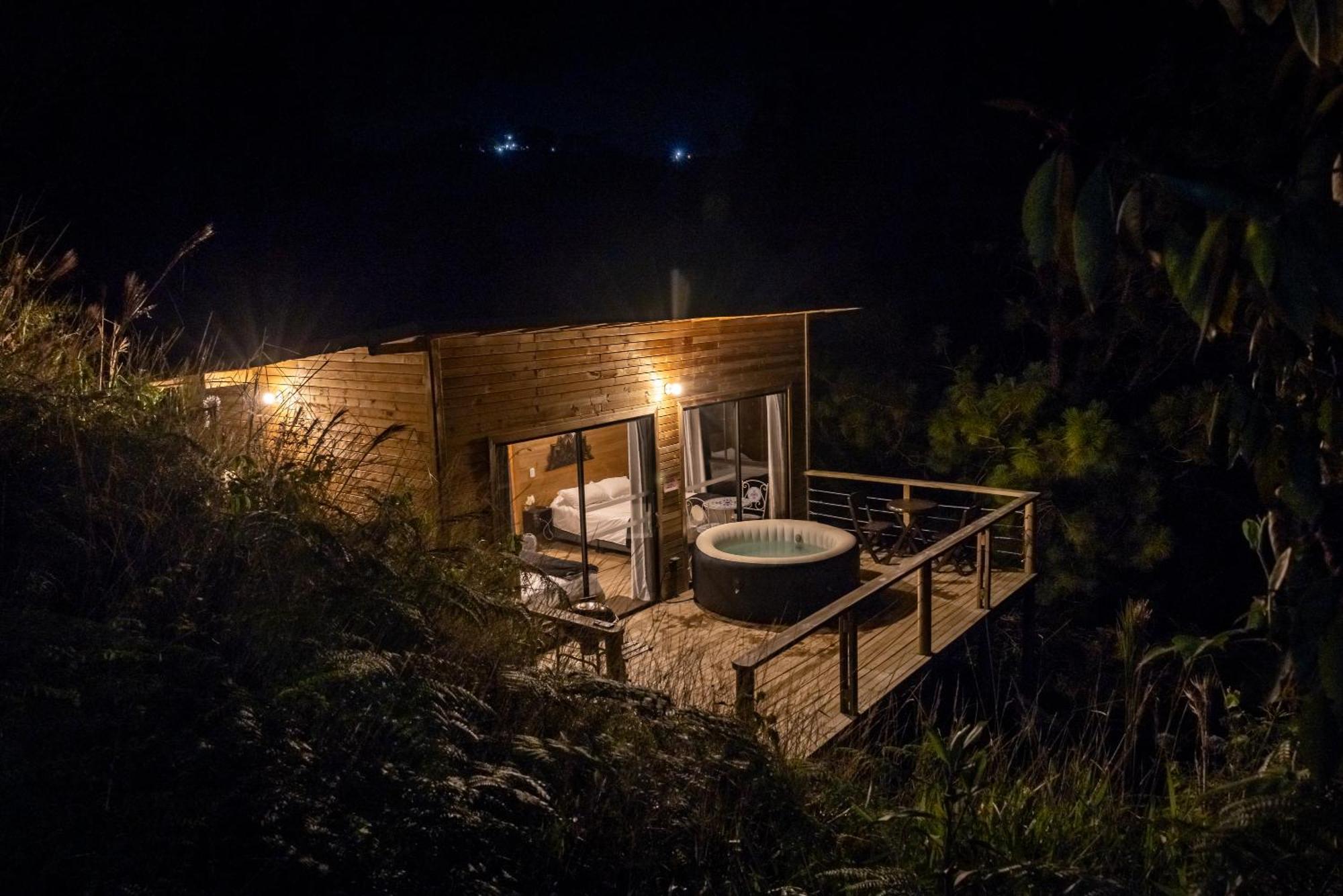 Cabanas Refugio Himalaya Guatapé Exterior photo